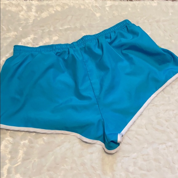FS Women’s Sports running shorts medium - Picture 3 of 6